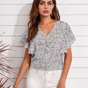 SHEIN Flutter Sleeve Blouse